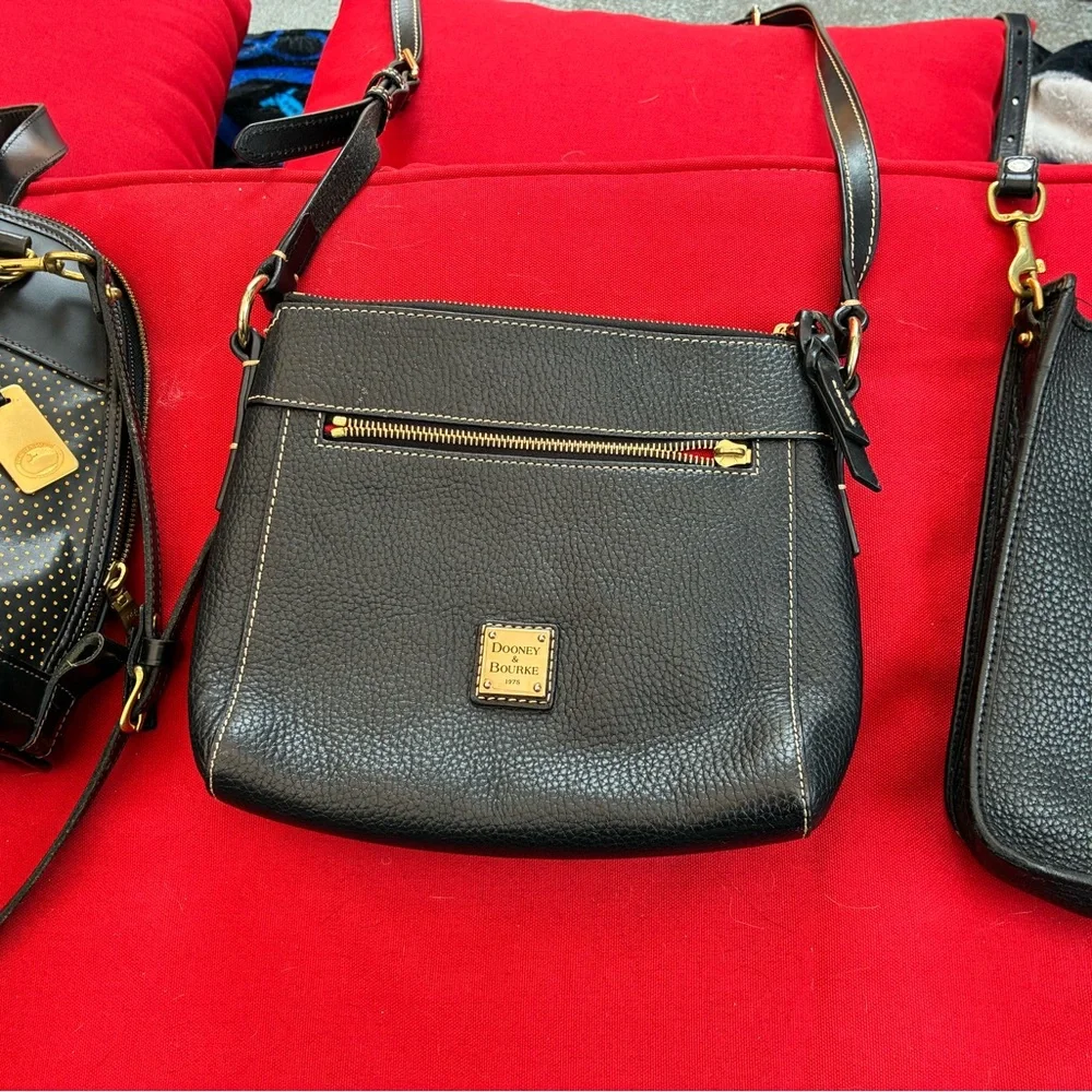 9-Dooney & Burk, 1-Coach, 1- Brahmin & 2- LV bags. ( Selling All) one Price